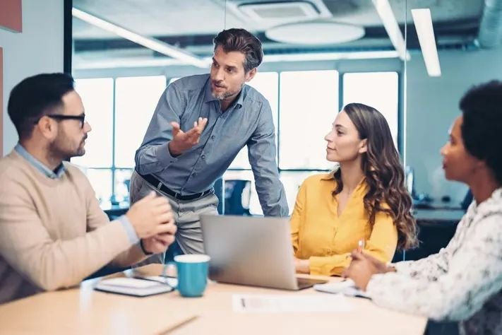 What is AI Lead Scoring? Benefits and Implementation