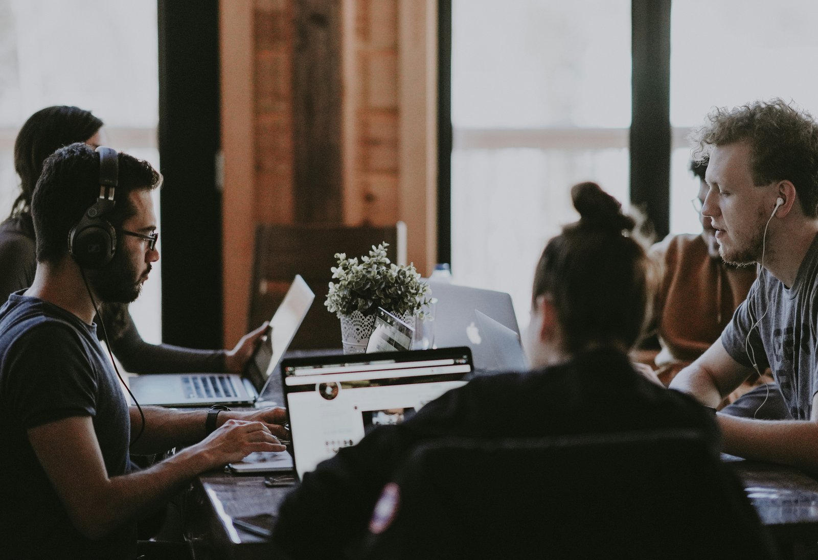 What Is Account Intelligence & How Do Sales Teams Use It?