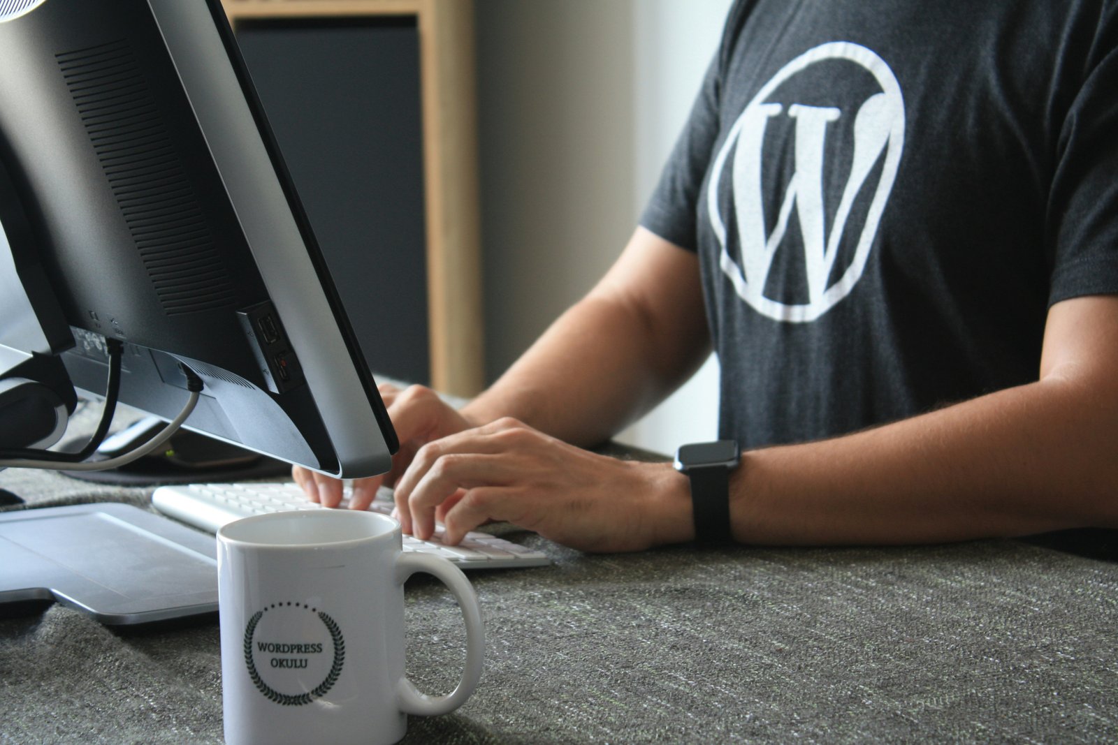 Find Out What Website is Built With