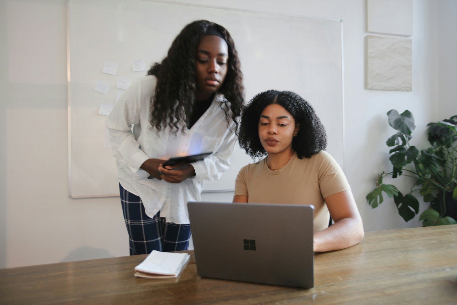 Salesloft Alternatives